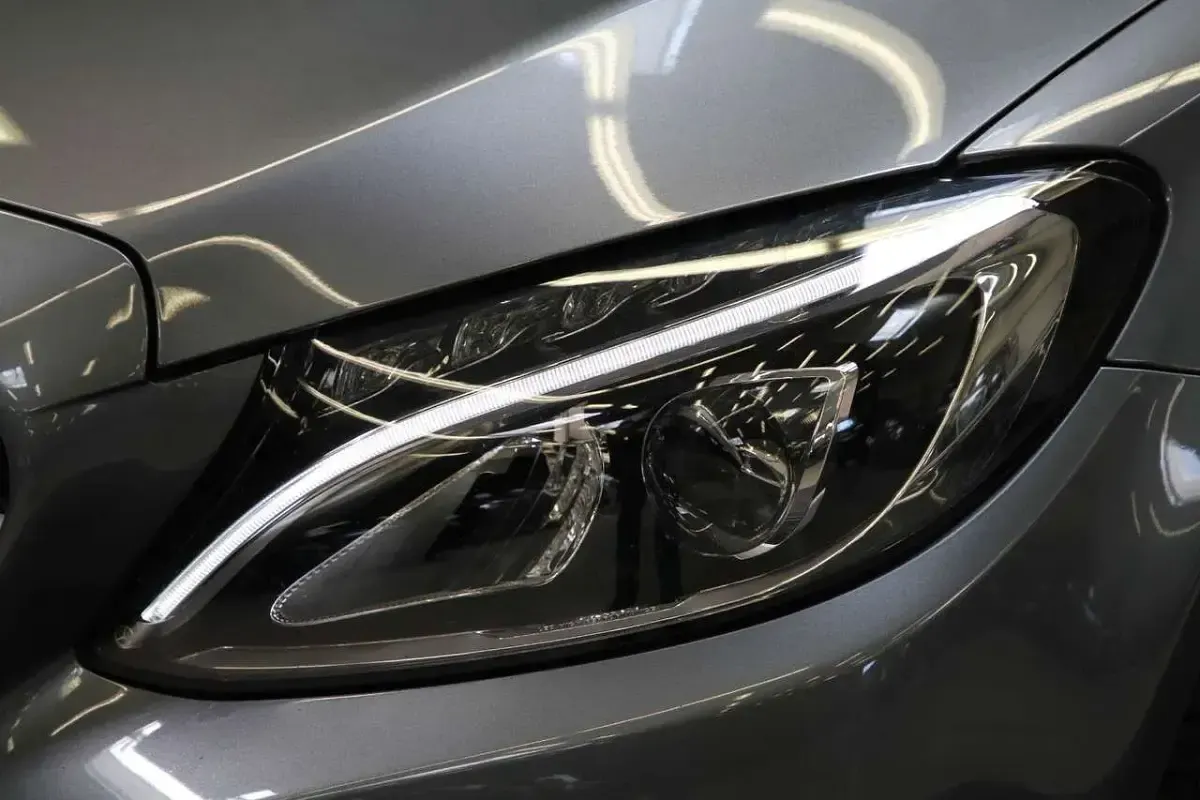 Gebraucht Mercedes C220 170 PS (125 kW) 2017 Selenitgrau Cabrio