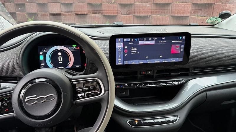 Gebraucht Fiat 500e La Prima 86 kW (118 PS) 2022 Grau Cabrio