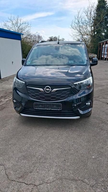 Gebraucht Opel Combo Life 131 PS (96 kW) 2018 Schwarz Van / Kleinbus