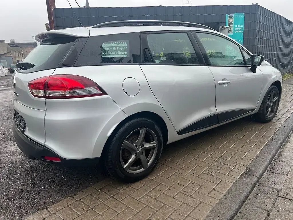 Brugt Renault Clio IV Expression 73 HK (53 kW) 2015 Sølv Sedan