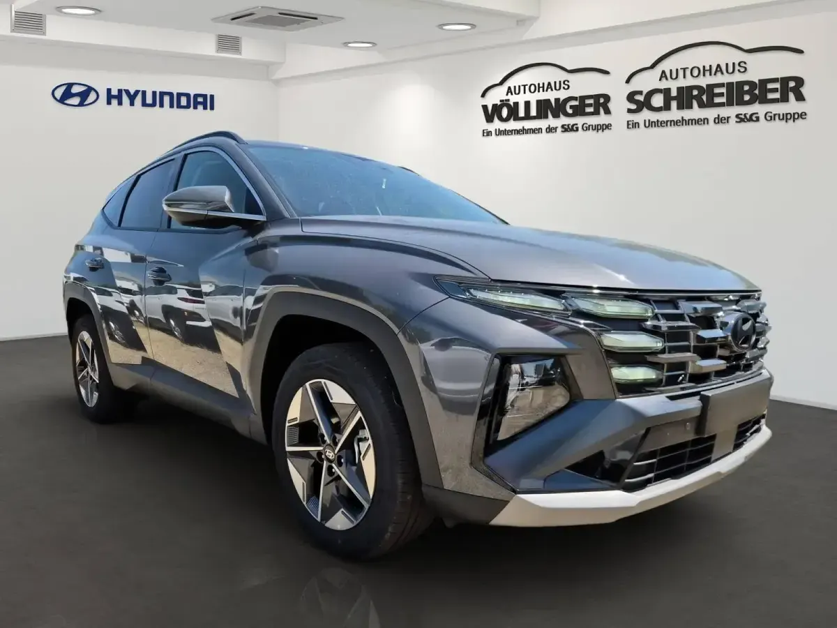 Neu Hyundai Tucson Trend 239 PS (175 kW) 2026 Grau SUV