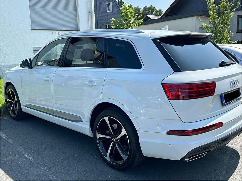 Gebraucht Audi Q7 S-Line 273 PS (200 kW) 2016 Weiß SUV