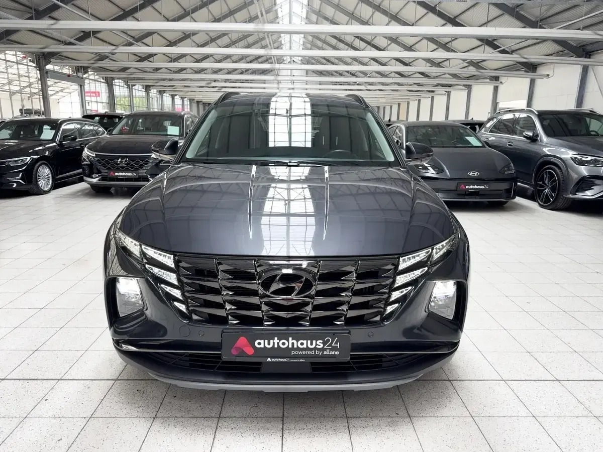 Gebraucht Hyundai Tucson Trend 230 PS (169 kW) 2024 Grau SUV