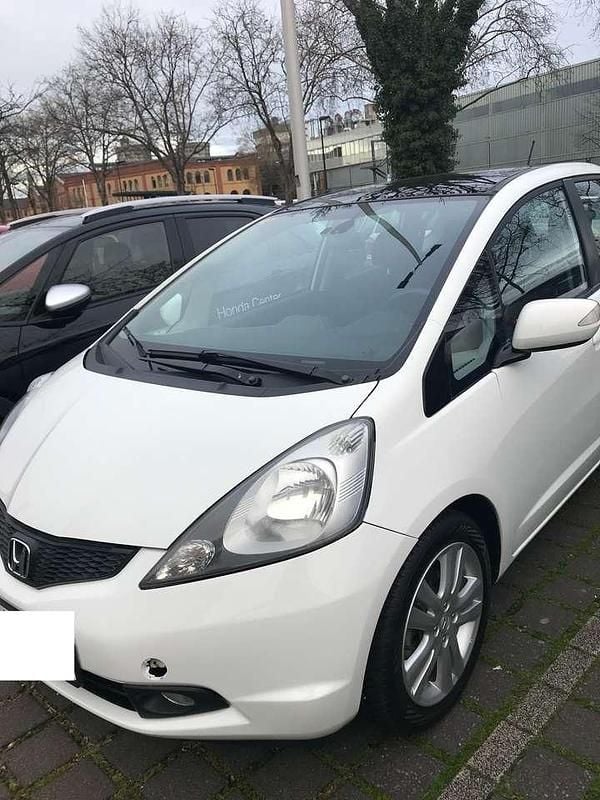 Weiß Gebraucht 2011 Honda Jazz Exclusive Kleinwagen | 7.500 € (Fairer Preis) - Bild 1/1