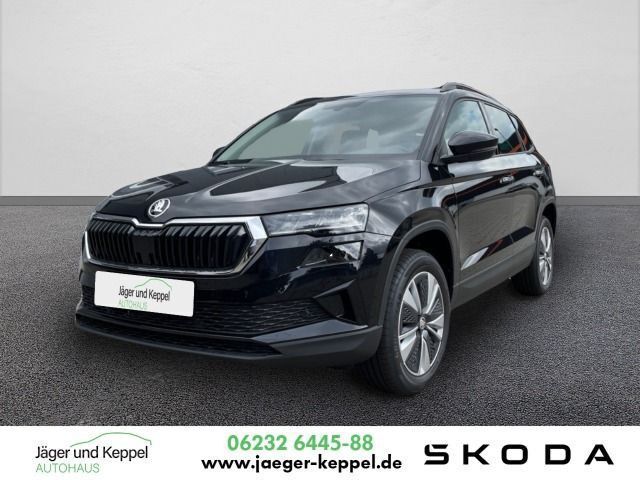 Blackmagic perleffekt met. Gebraucht 2024 Skoda Karoq Selection SUV | 31.900 € (Guter Preis) - Bild 1/4