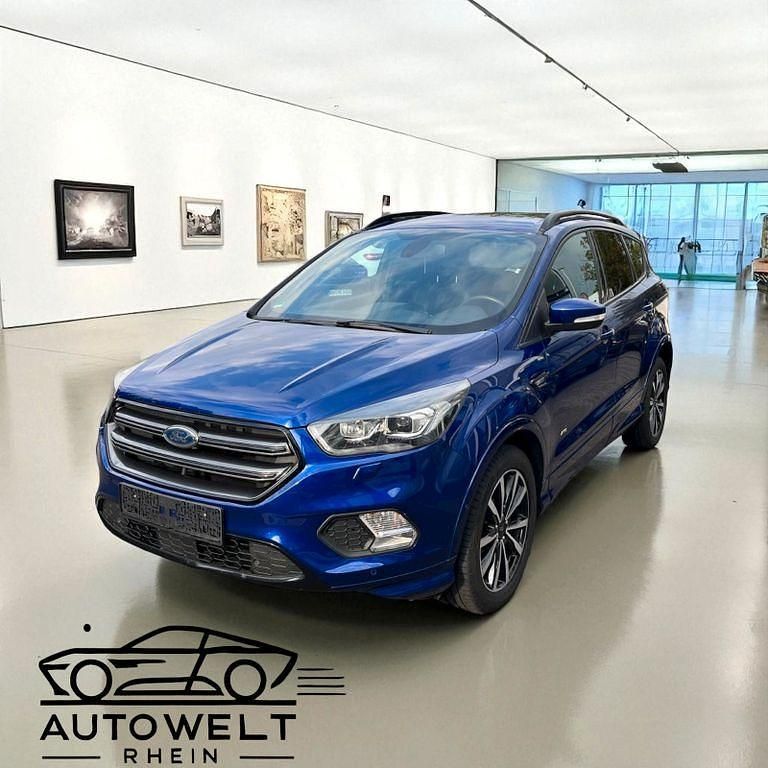 Blau Gebraucht 2018 Ford Kuga ST-Line SUV | 14.990 € (Guter Preis) - Bild 1/4