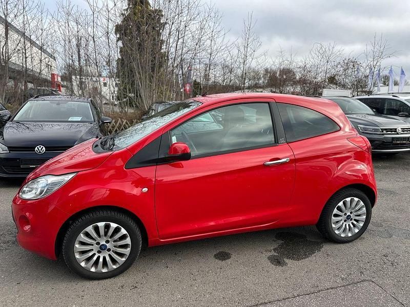 Gebraucht Ford Ka Titanium 69 PS (50 kW) 2013 Rot Kleinwagen