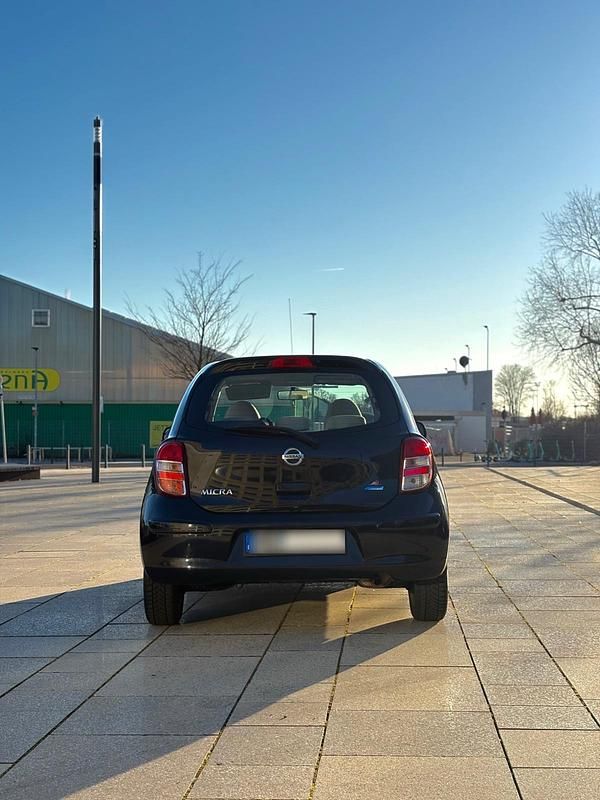 Gebraucht Nissan Micra 80 PS (58 kW) 2012 Schwarz Kleinwagen