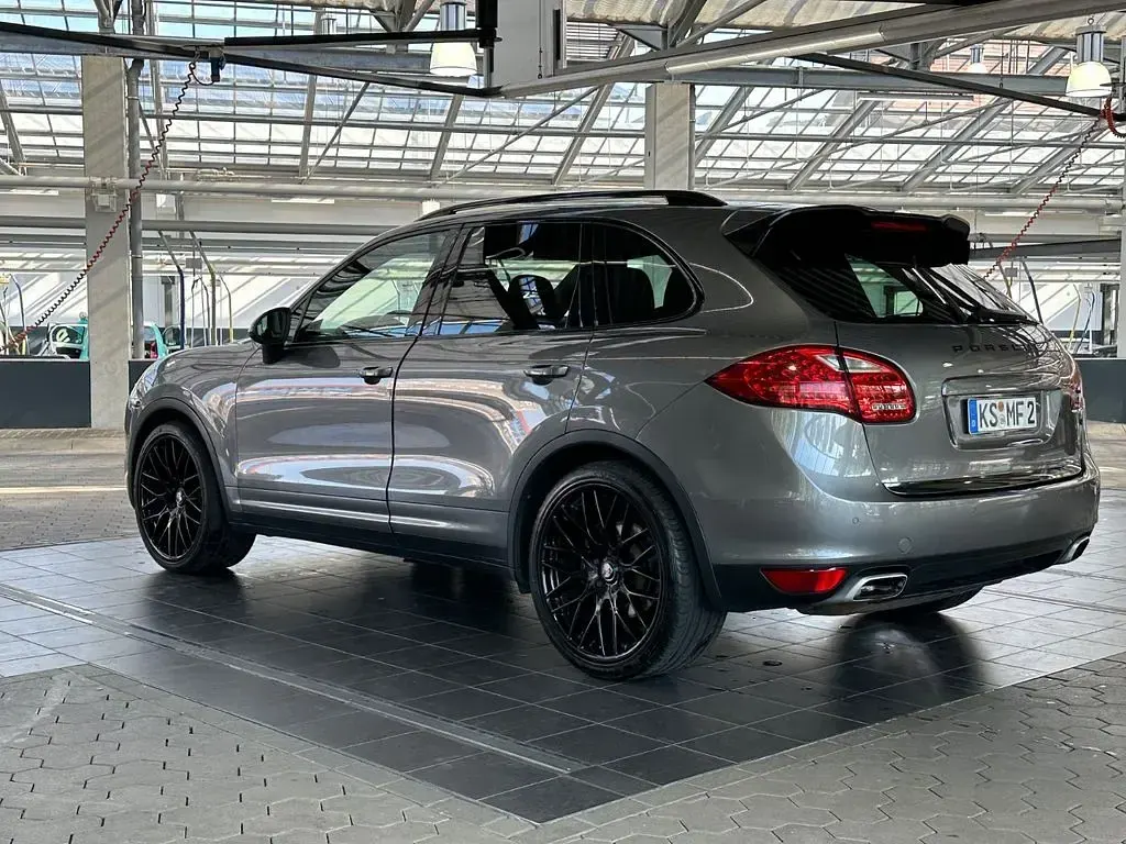 Gebraucht Porsche Cayenne 245 PS (180 kW) 2013 Schwarz SUV
