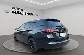 Używany Opel Astra Innovation 150 KM (110 kW) 2016 Czarny Kombi