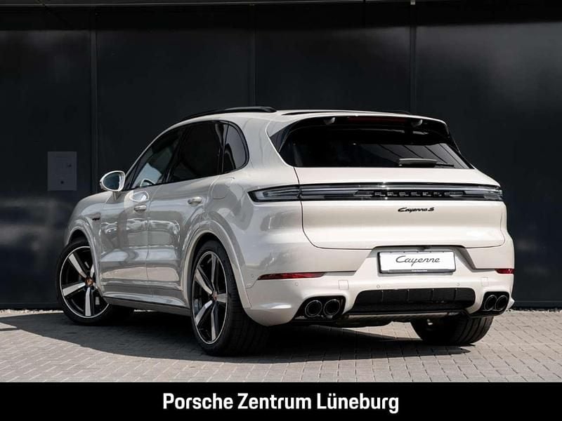 Neu Porsche Cayenne S E-Hybrid Black Edition 519 PS (381 kW) 2026 Beige SUV