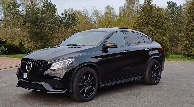 Schwarz Gebraucht 2018 Mercedes GLE63 AMG AMG SUV | 55.700 € (Fairer Preis) - Bild 1/4