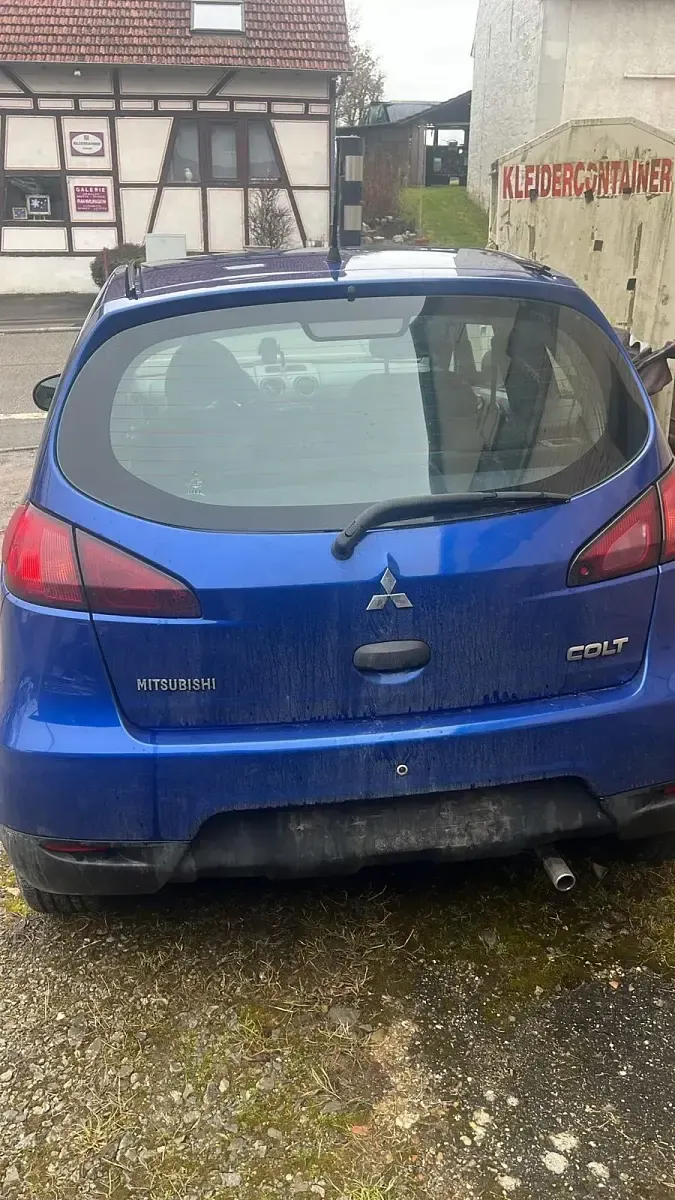 Gebraucht Mitsubishi Colt 88 PS (64 kW) 2009 Blau Kleinwagen