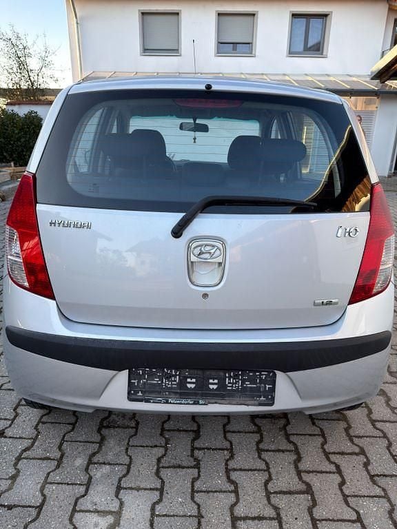 Gebraucht Hyundai i10 Style 77 PS (56 kW) 2008 Silber Kleinwagen