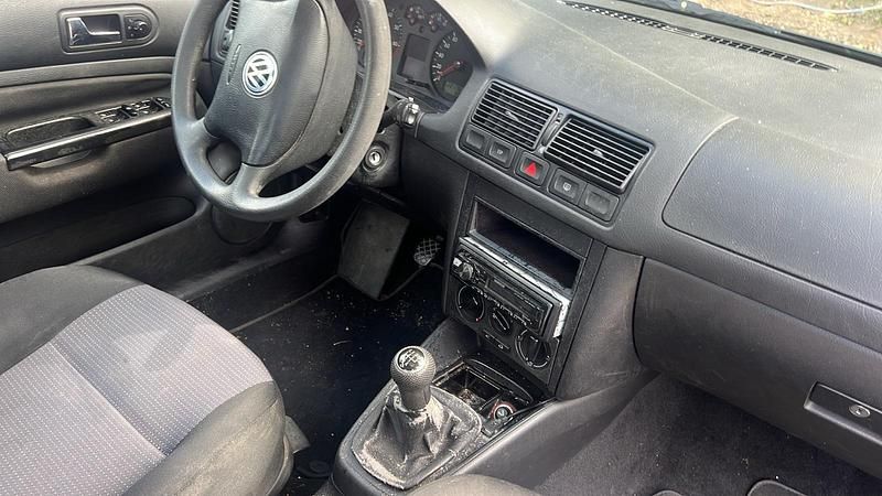 Gebraucht 2001 VW Golf IV Limousine | 500 € (Superpreis) - Bild 1/4