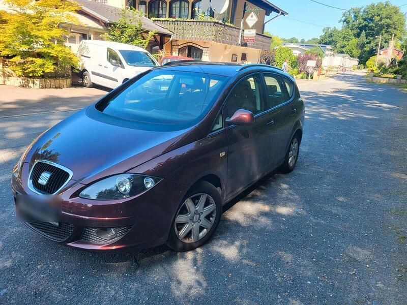 Violet Gebraucht 2006 Seat Altea XL Van / Kleinbus | 1.450 € (Fairer Preis) - Bild 1/4
