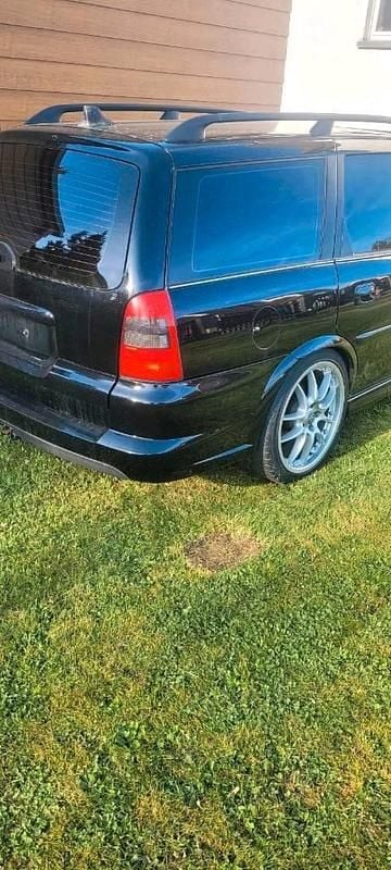 Gebraucht Opel Vectra 147 PS (108 kW) 2002 Schwarz Kombi