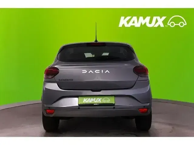 Gebraucht Dacia Sandero Expression 91 PS (66 kW) 2025 Silber / grau Limousine