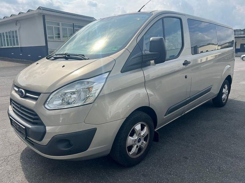 Silber Gebraucht 2017 Ford Transit Trend Kombi | 11.900 € (Fairer Preis) - Bild 1/4