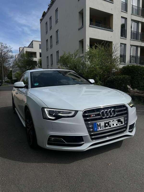 Weiß Gebraucht 2013 Audi S5 Sportback Sport Kleinwagen | 21.499 € (Fairer Preis) - Bild 1/4