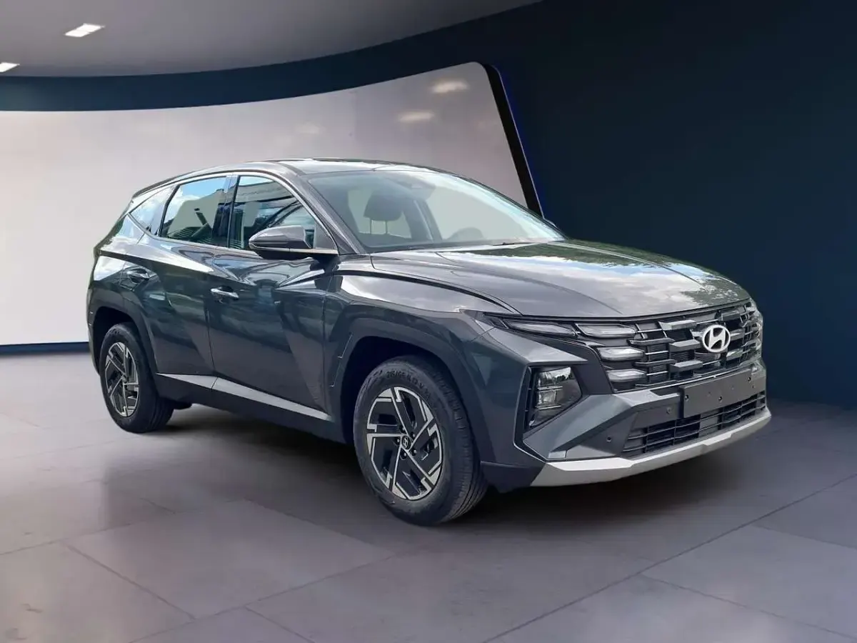 Neu Hyundai Tucson Trend 150 PS (110 kW) 2026 Pe2 ecotronic gray pearl SUV