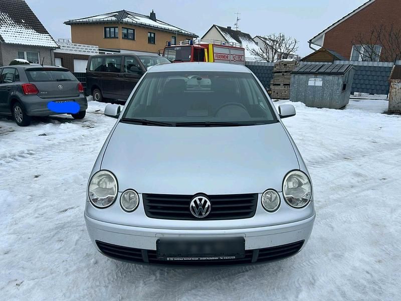 Gebraucht VW Polo 75 PS (55 kW) 2003 Silber Limousine