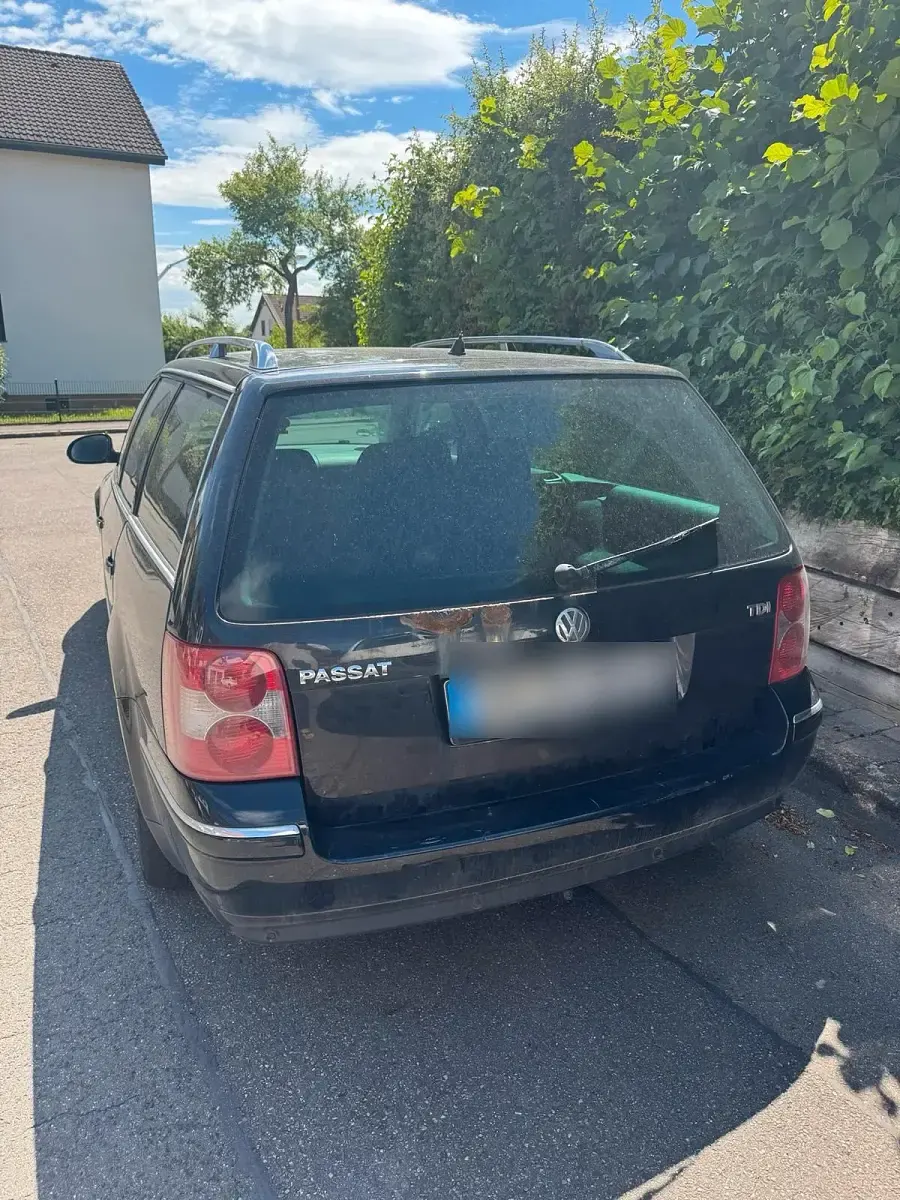 Gebraucht VW Passat 141 PS (103 kW) 2005 Schwarz Kombi