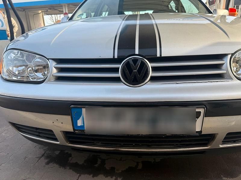 Gebraucht VW Golf IV 75 PS (55 kW) 2003 Silber Kleinwagen