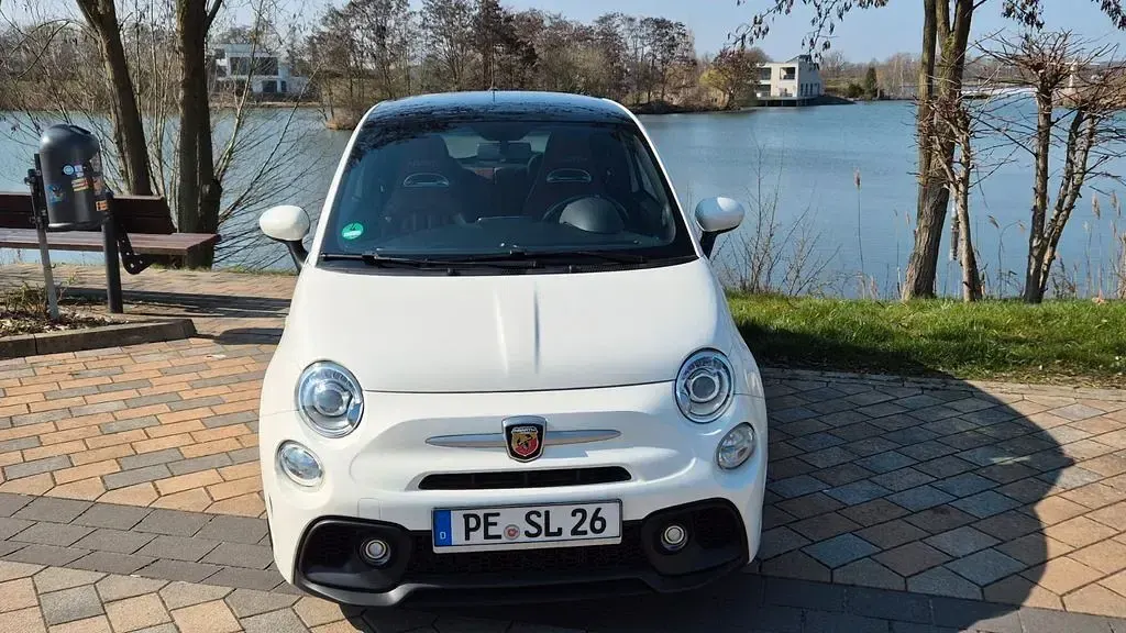 Second-hand Abarth 595 145 CP (106 kW) 2017 Alb Hatchback
