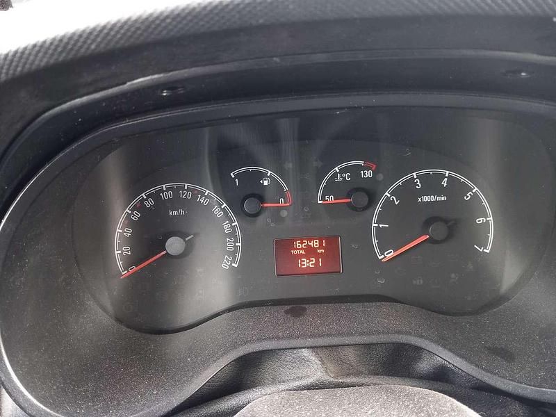 Używany Opel Combo 135 KM (99 kW) 2016 Biały Minivan