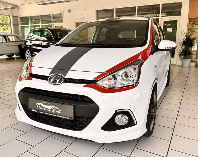 Weiß Gebraucht 2014 Hyundai i10 Sport Kleinwagen | 9.990 € (Teuer) - Bild 1/4