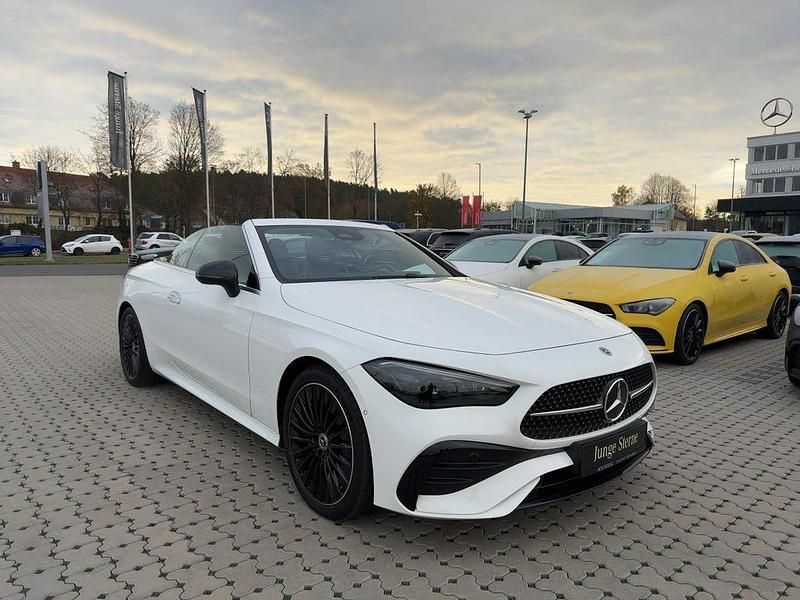 Gebraucht Mercedes CLE200 AMG 204 PS (150 kW) 2025 Weiß Cabrio