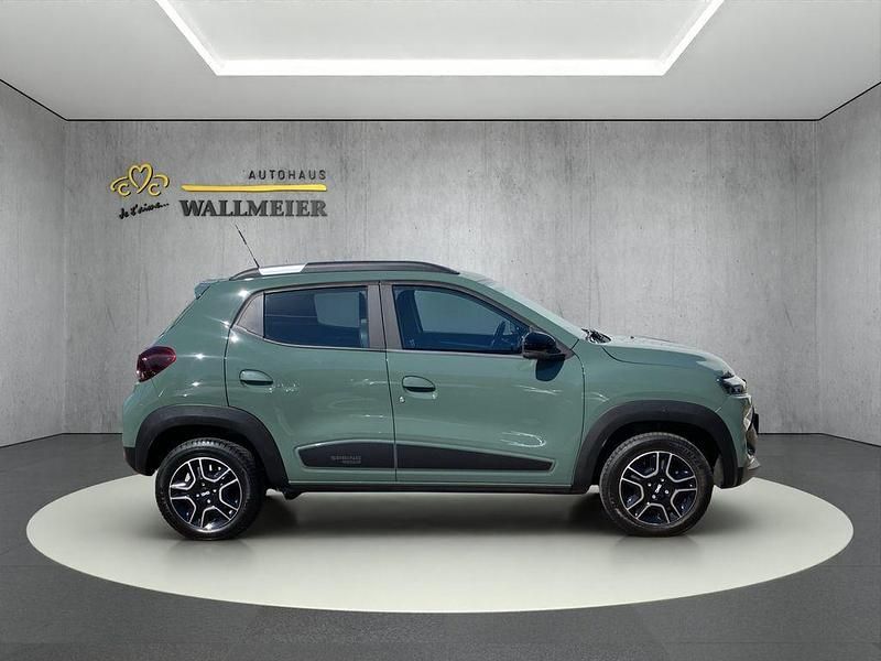 Używany Dacia Spring Essentiel 33 kW (45 KM) 2023 Zielony Hatchback