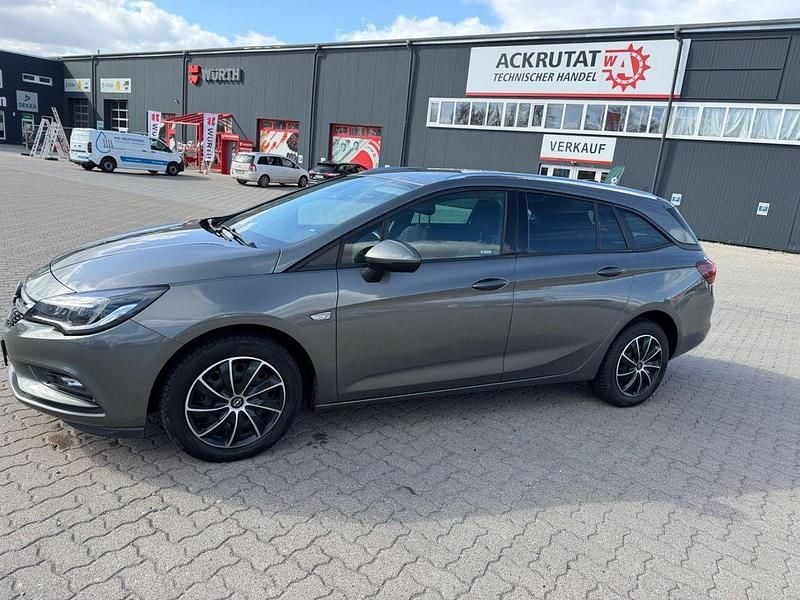Gebraucht Opel Astra Dynamic 105 PS (77 kW) 2017 Kombi