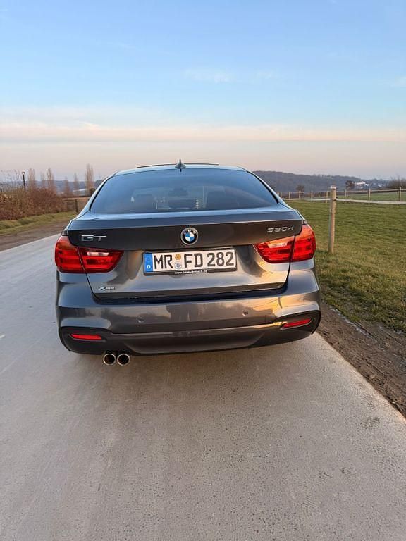 Gebraucht BMW 330 Gran Turismo Sport Line 310 PS (228 kW) 2016 Grau Limousine