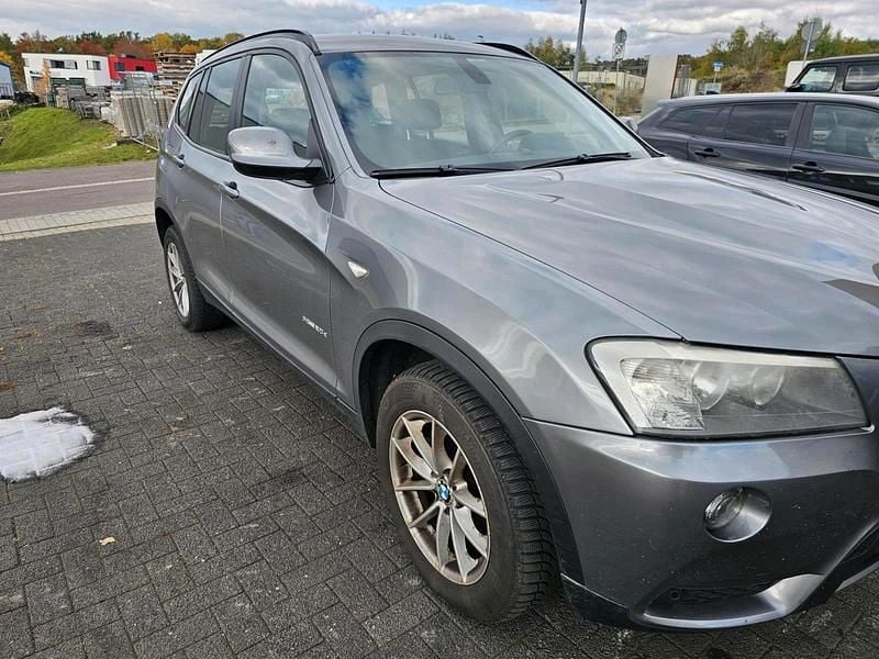 Gebraucht BMW X3 177 PS (130 kW) 2011 Grau SUV