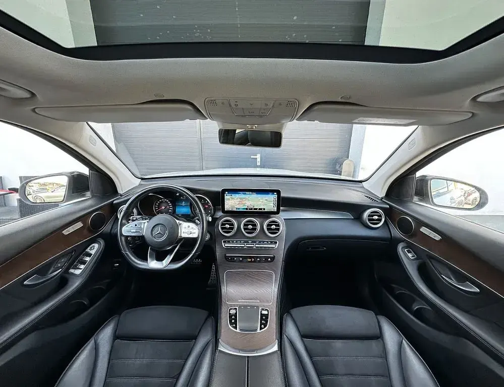 Gebraucht Mercedes GLC300 AMG 258 PS (189 kW) 2019 Weiß SUV