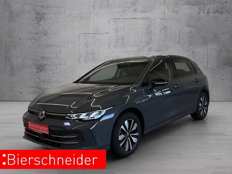 Gebraucht VW Golf VIII Pro 116 PS (85 kW) 2024 Grau Limousine