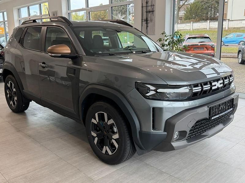 Neu Dacia Duster Extreme 131 PS (96 kW) 2025 Grau SUV