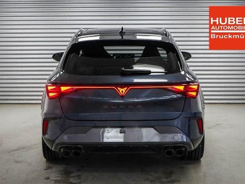 Gebraucht Cupra Leon VZ 333 PS (244 kW) 2025 Magnetic grau metallic (s7) Kombi