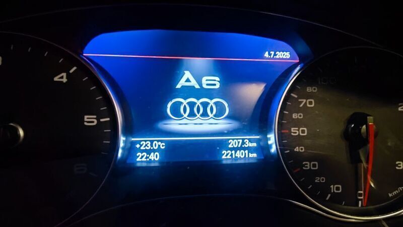 Schwarz Gebraucht 2016 Audi A6 Sport Kombi | 14.900 € (Guter Preis) - Bild 1/4