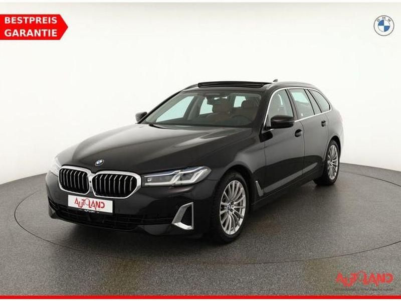 Schwarz Gebraucht 2023 BMW 530 Luxury Line Kombi | 42.890 € (Fairer Preis) - Bild 1/4