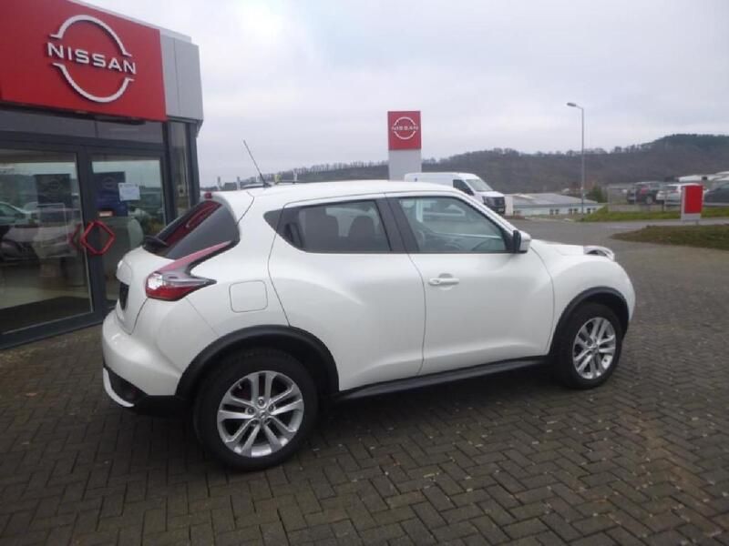 Gebraucht Nissan Juke N-Connecta 116 PS (85 kW) 2016 Weiß SUV