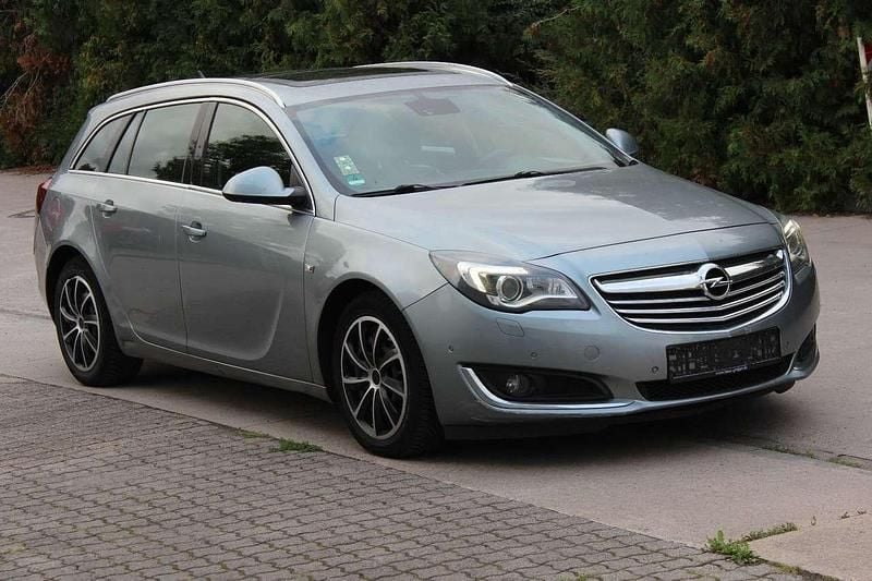 Silber Gebraucht 2014 Opel Insignia Innovation Kombi | 3.000 € (Guter Preis) - Bild 1/4