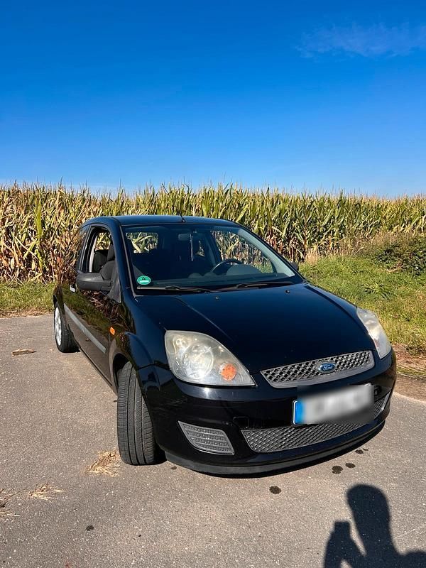 Schwarz Gebraucht 2007 Ford Fiesta Kleinwagen | 750 € (Guter Preis) - Bild 1/4