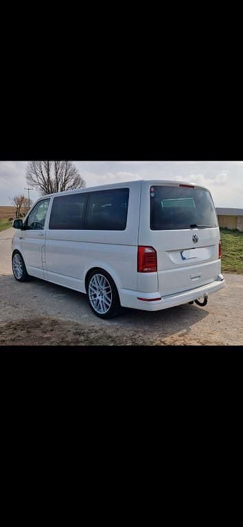 Second-hand VW T6 150 CP (110 kW) 2017 Alb Van