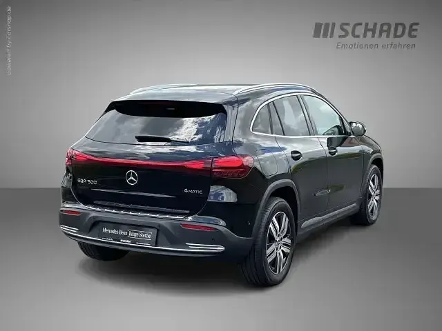 Gebraucht Mercedes EQA300 Progressive 167 kW (228 PS) 2025 Schwarz SUV