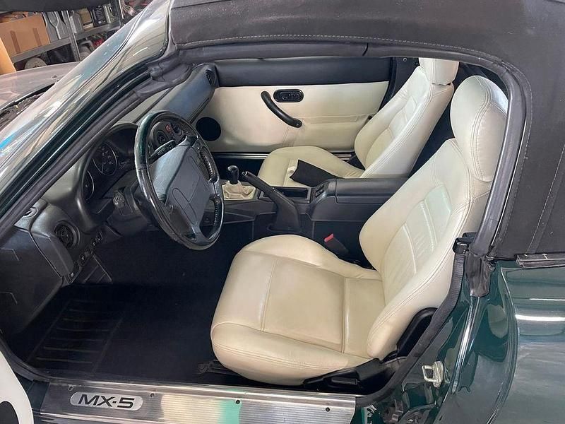 Gebraucht Mazda MX5 131 PS (96 kW) 1994 Grün Cabrio