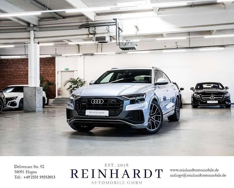 Florettsilber metallic Gebraucht 2021 Audi Q8 S-Line SUV | 49.835 € - Bild 1/3