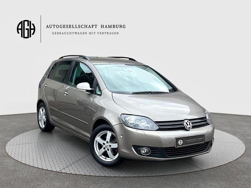 Braun Gebraucht 2011 VW Golf Plus Cross Team Van / Kleinbus | 8.448 € (Etwas zu teuer) - Bild 1/4